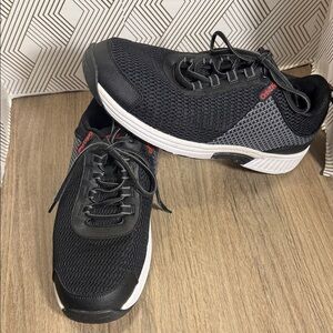 Orthofeet orthopedic Knit Edgewater Sneaker Men's 11 xtra wide black and gray